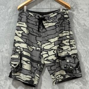 Y2K Split Camo Cargo Boardshorts Surf Skate Utility Swim Trunks Mens 35 Quickdry